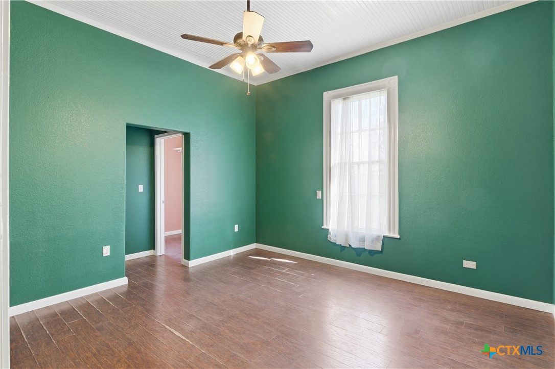 222 E Cedar Street Property Photo 23