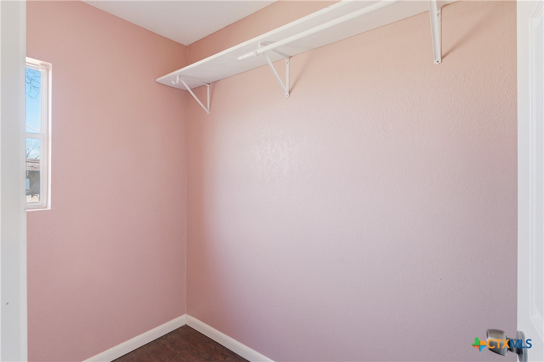 222 E Cedar Street Property Photo 26