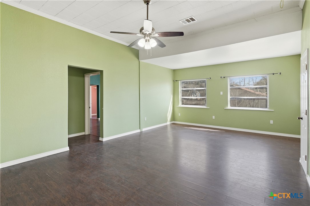 222 E Cedar Street Property Photo 35