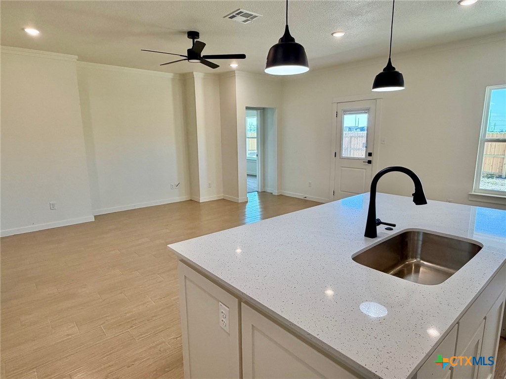 1503 Flatland Trail Property Photo 5