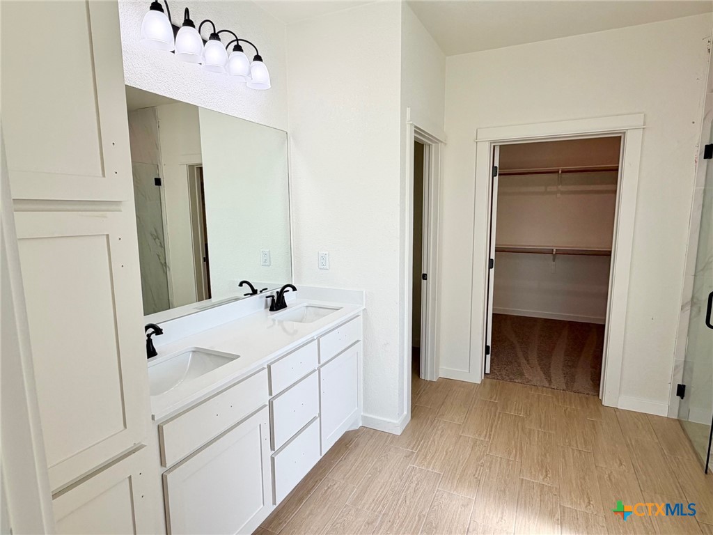 1503 Flatland Trail Property Photo 11