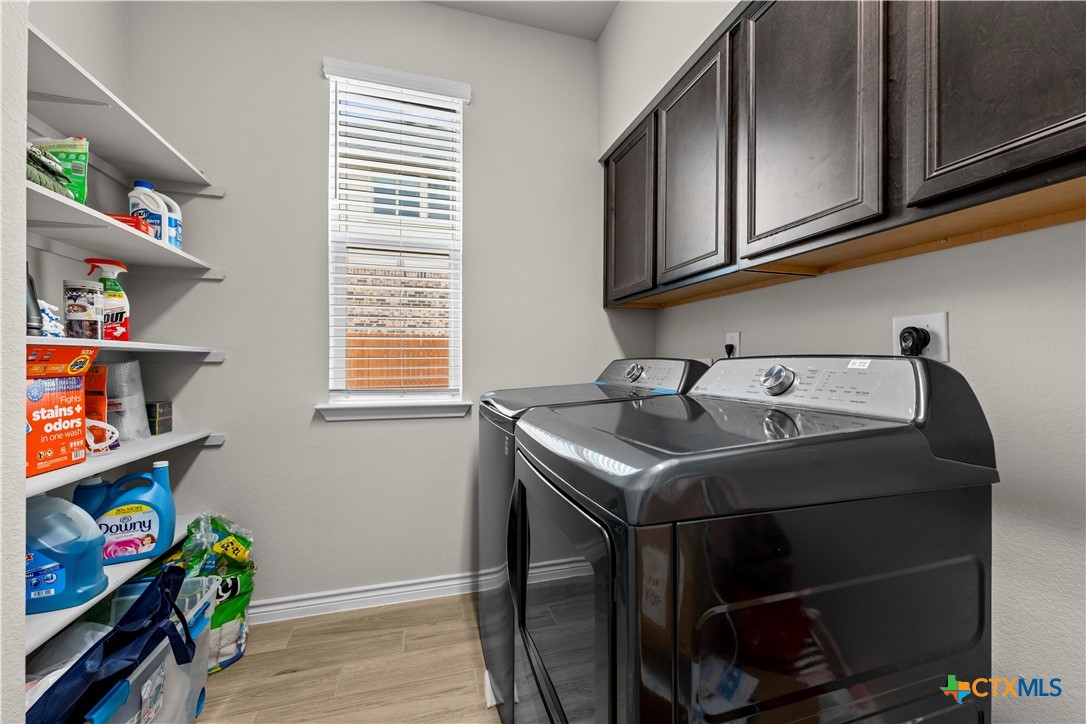 1305 Roma Street Property Photo 25