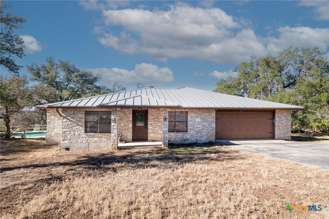 181 Spring Street Property Photo 1