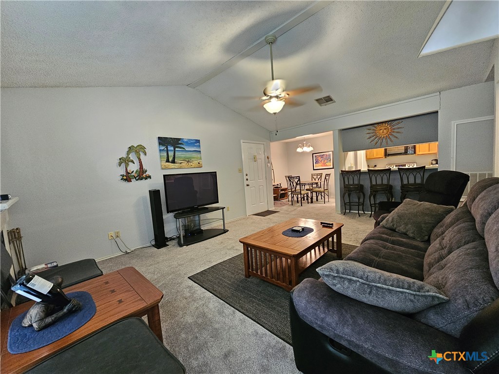 1202 Thorpe Lane 604 Property Photo 6