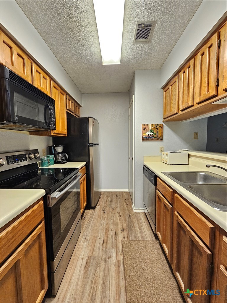 1202 Thorpe Lane 604 Property Photo 11