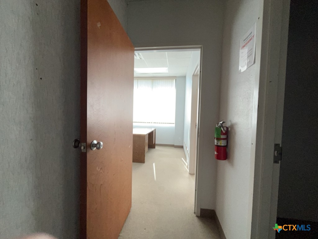 100 W Central Texas Expressway 209 Property Photo 12