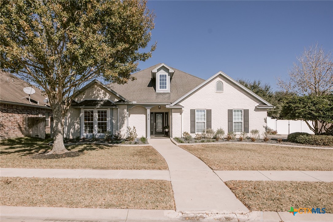 213 Iron Gate Property Photo 1
