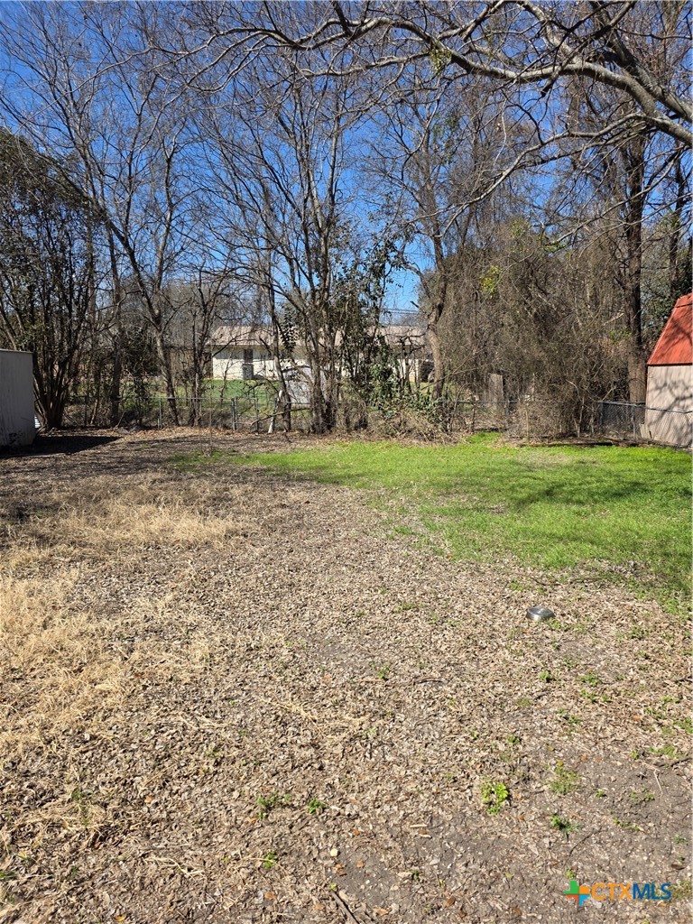 506 Creek Street Property Photo 9