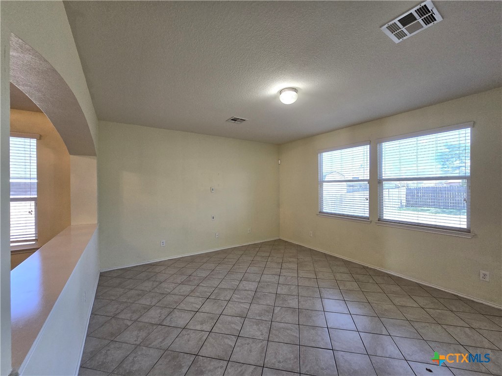 5000 Willamette Lane Property Photo 15