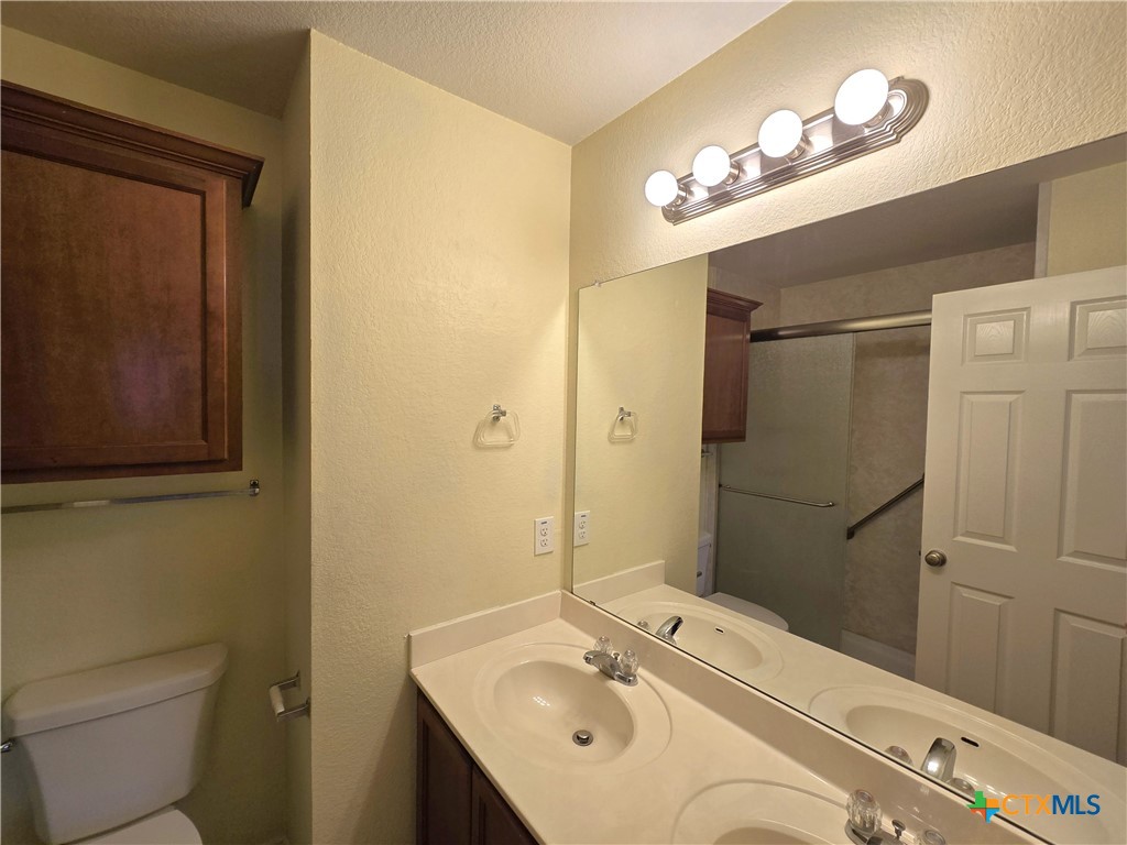 5000 Willamette Lane Property Photo 37