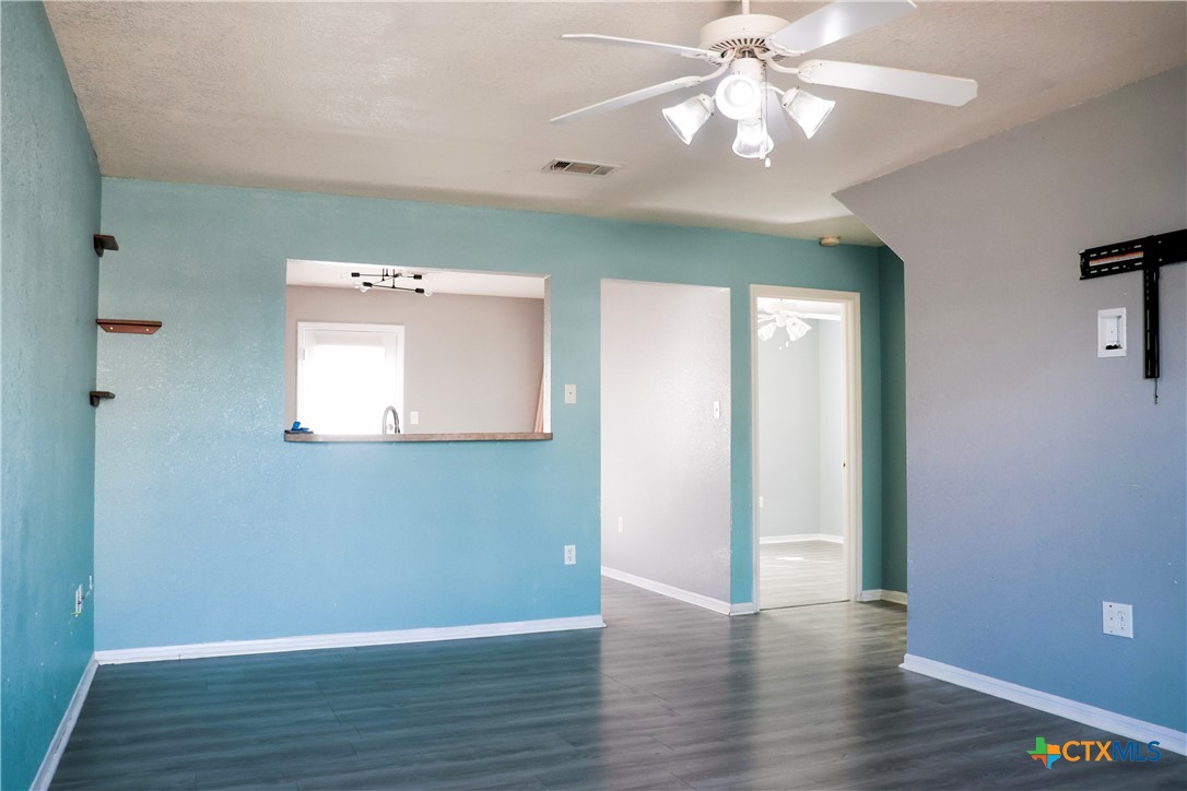 3111 Yaupon Road Property Photo 5