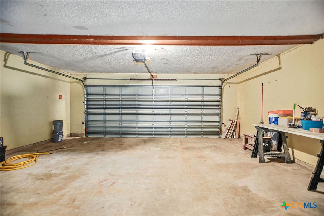8 Las Brisas Place Property Photo 19
