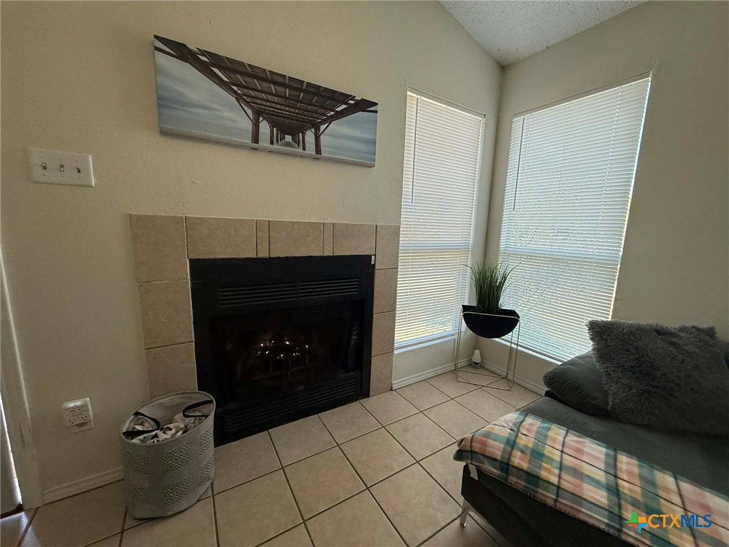 907 Haynes Drive Property Photo 6