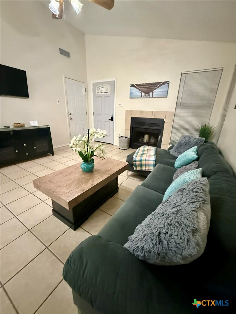 907 Haynes Drive Property Photo 7