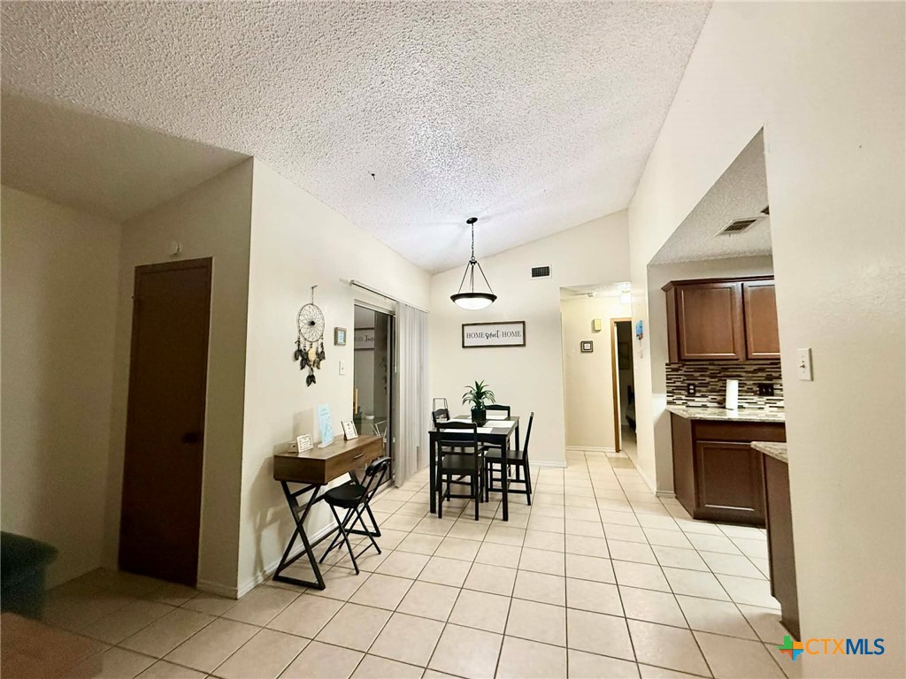 907 Haynes Drive Property Photo 11