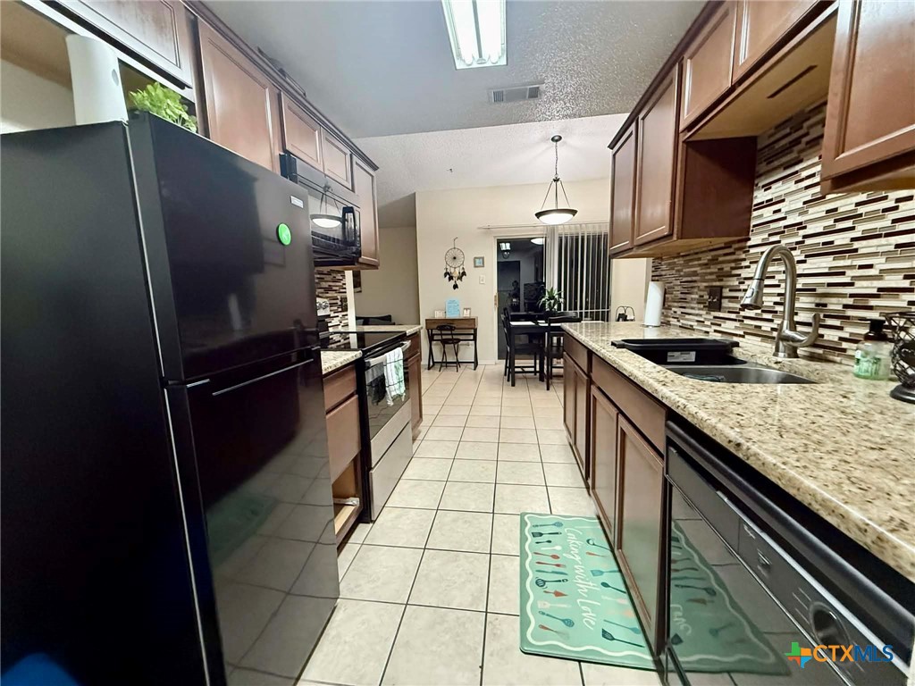 907 Haynes Drive Property Photo 19