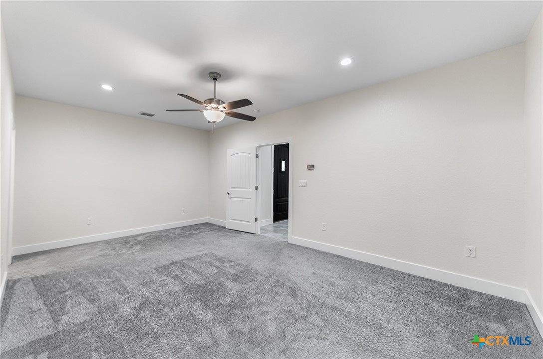 1385 Riviera Drive Property Photo 6