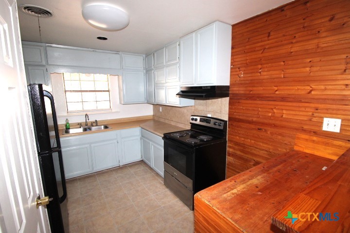 709 S 11th Street Property Photo 5