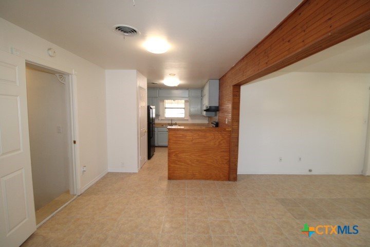 709 S 11th Street Property Photo 7