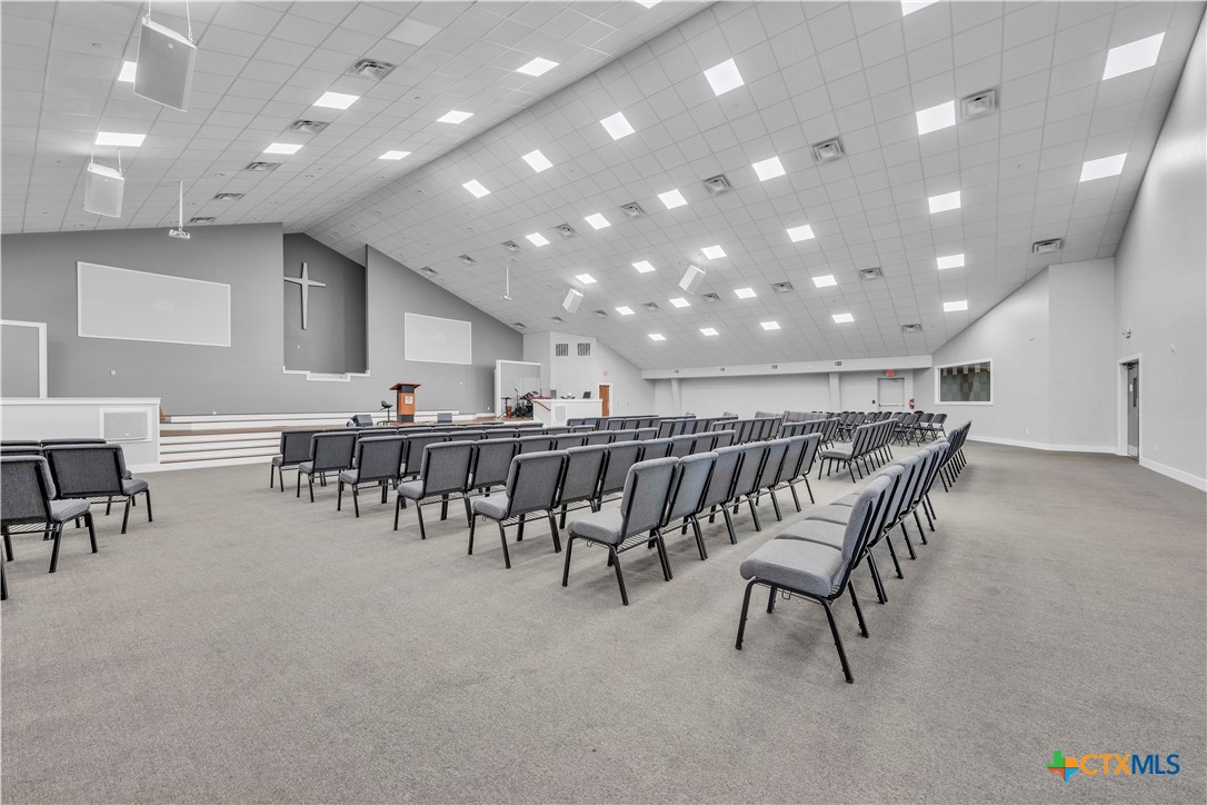 502 W Business 190 Highway Property Photo 13