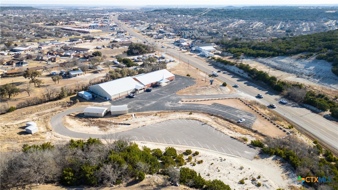 502 W Business 190 Highway Property Photo 46