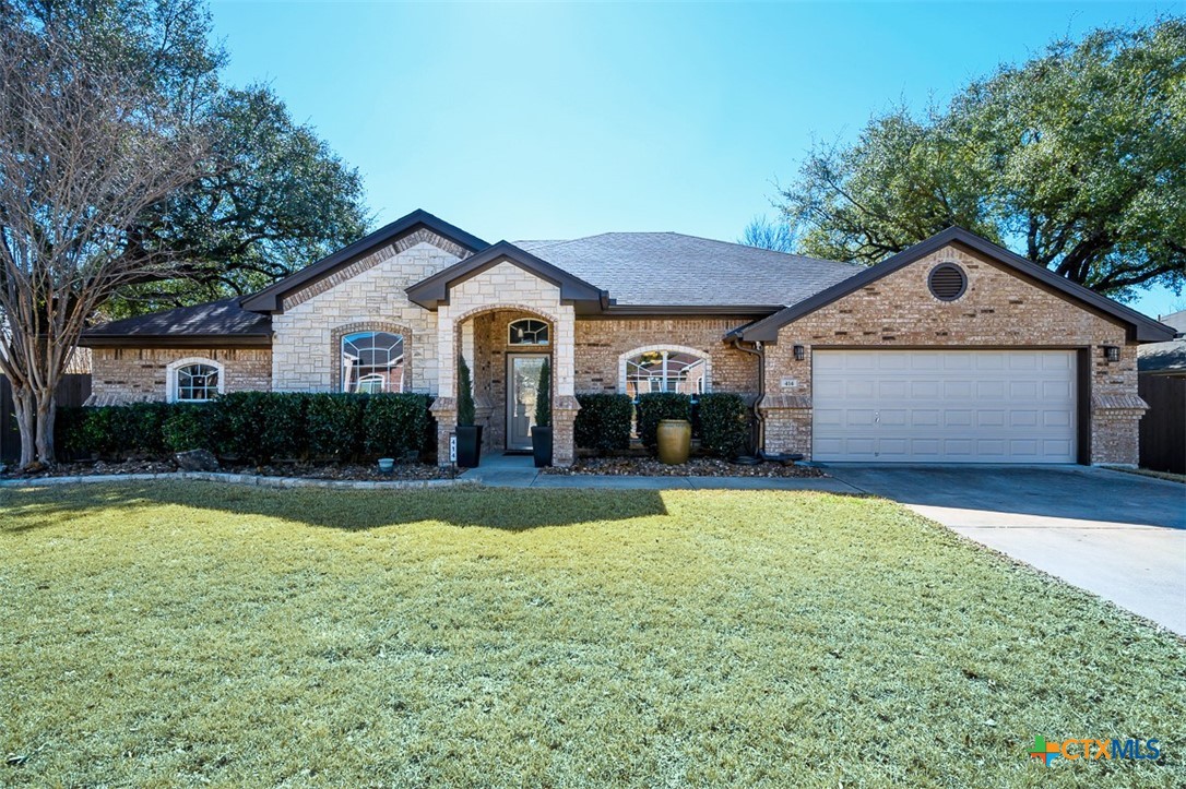 414 Winter Sun Drive Property Photo 1