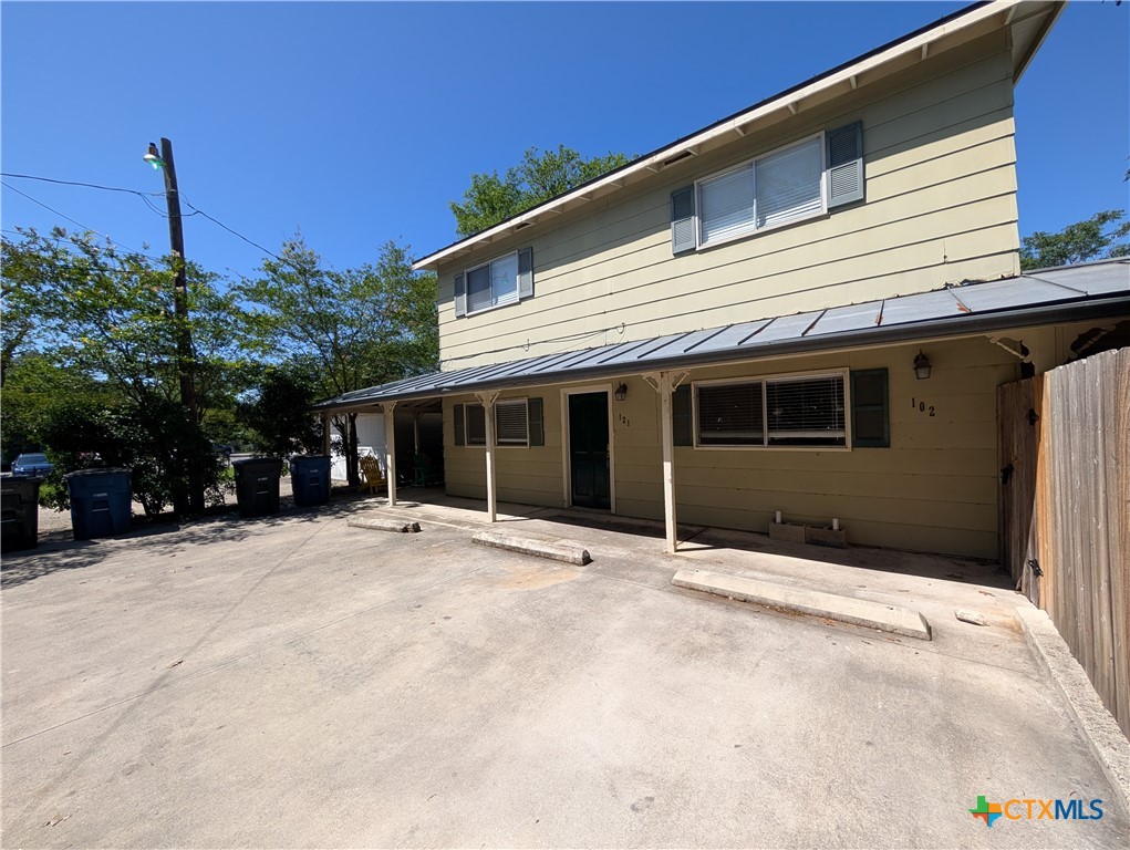 164 S Union Avenue 102 Property Photo 1