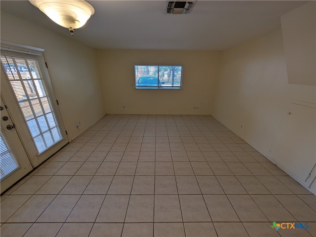 164 S Union Avenue 102 Property Photo 9