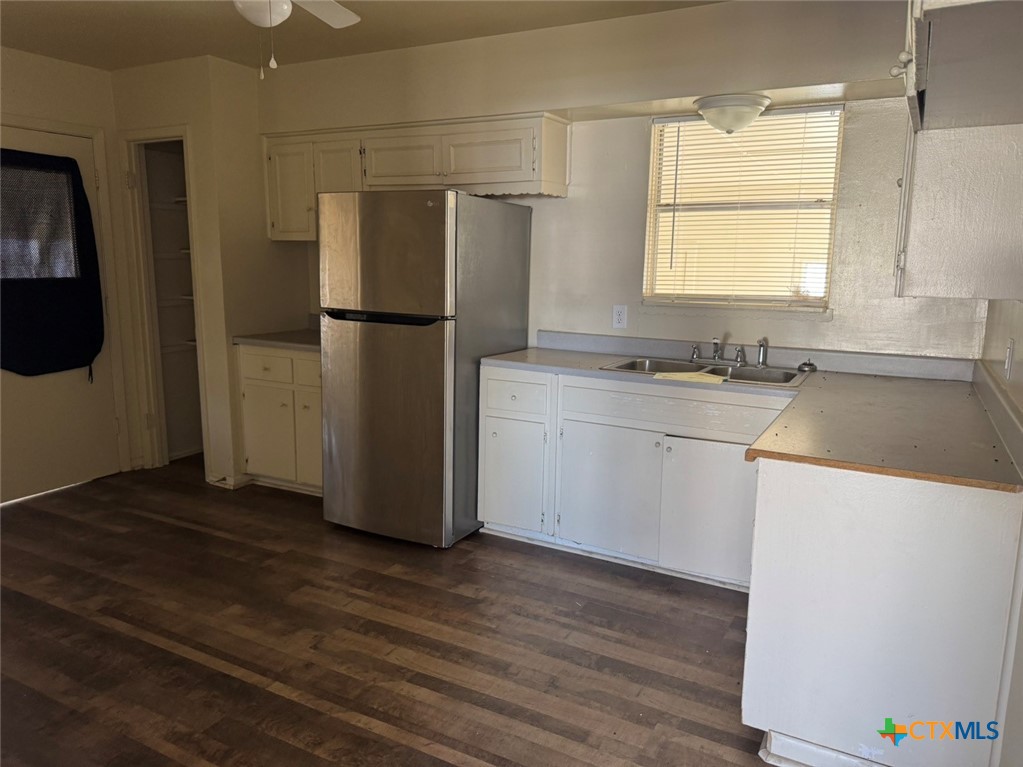 904 Houston Street Property Photo 11