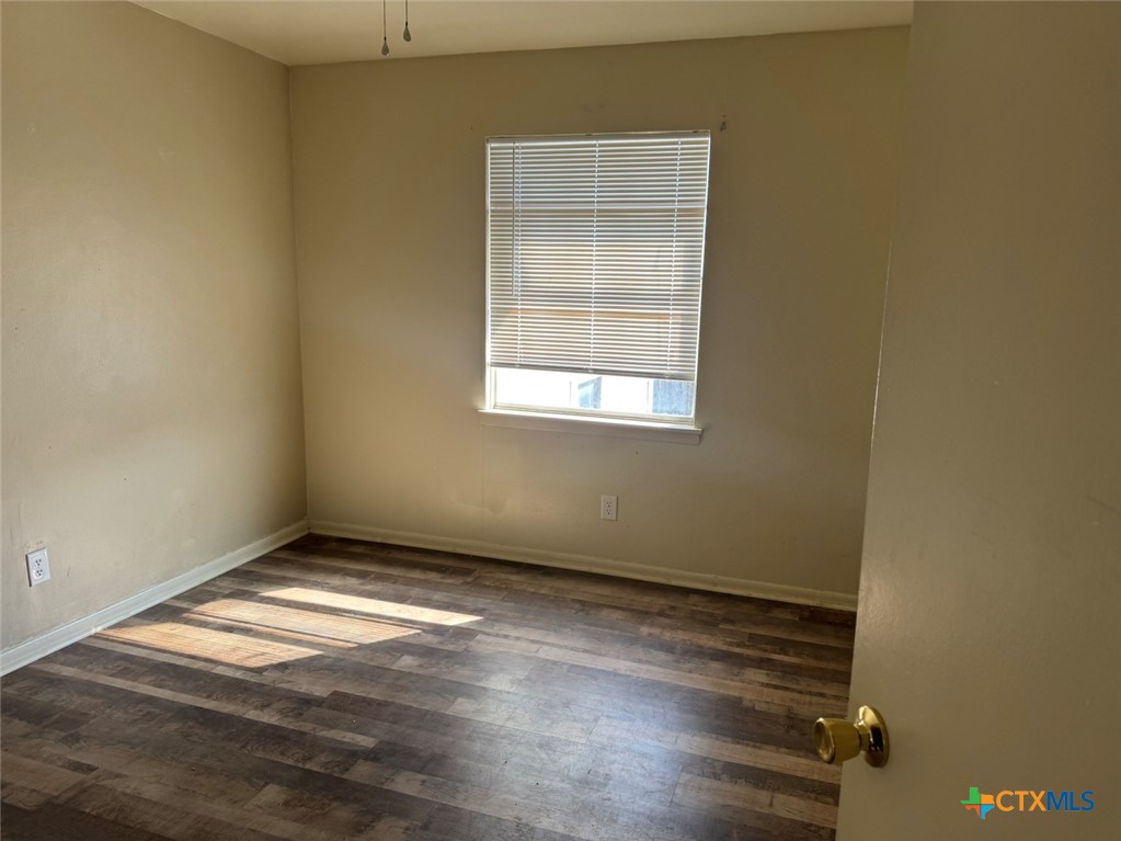 904 Houston Street Property Photo 12