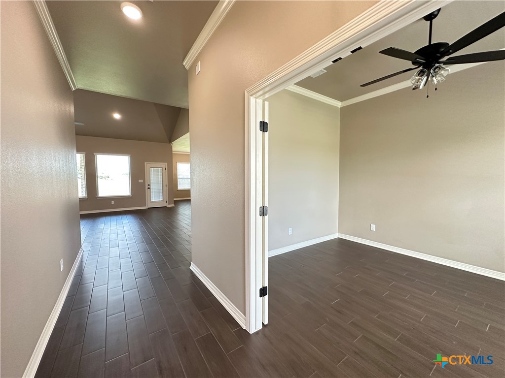 1054 Alice Circle Property Photo 3