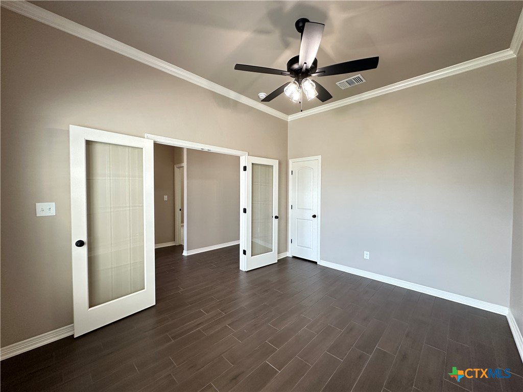 1054 Alice Circle Property Photo 4