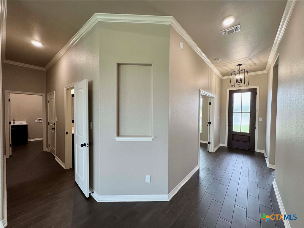 1054 Alice Circle Property Photo 5