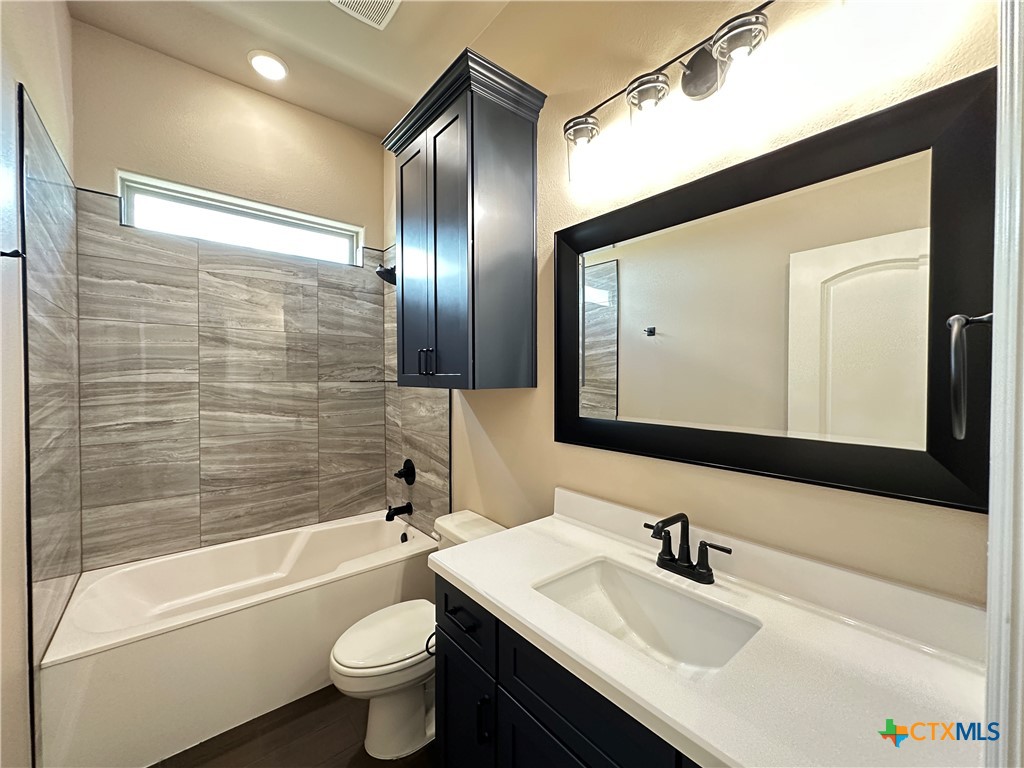 1054 Alice Circle Property Photo 18