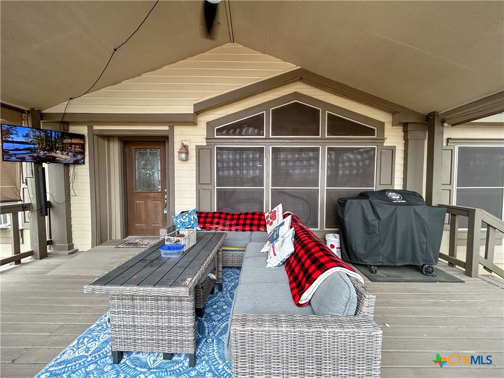 1174 Charco Road Property Photo 2
