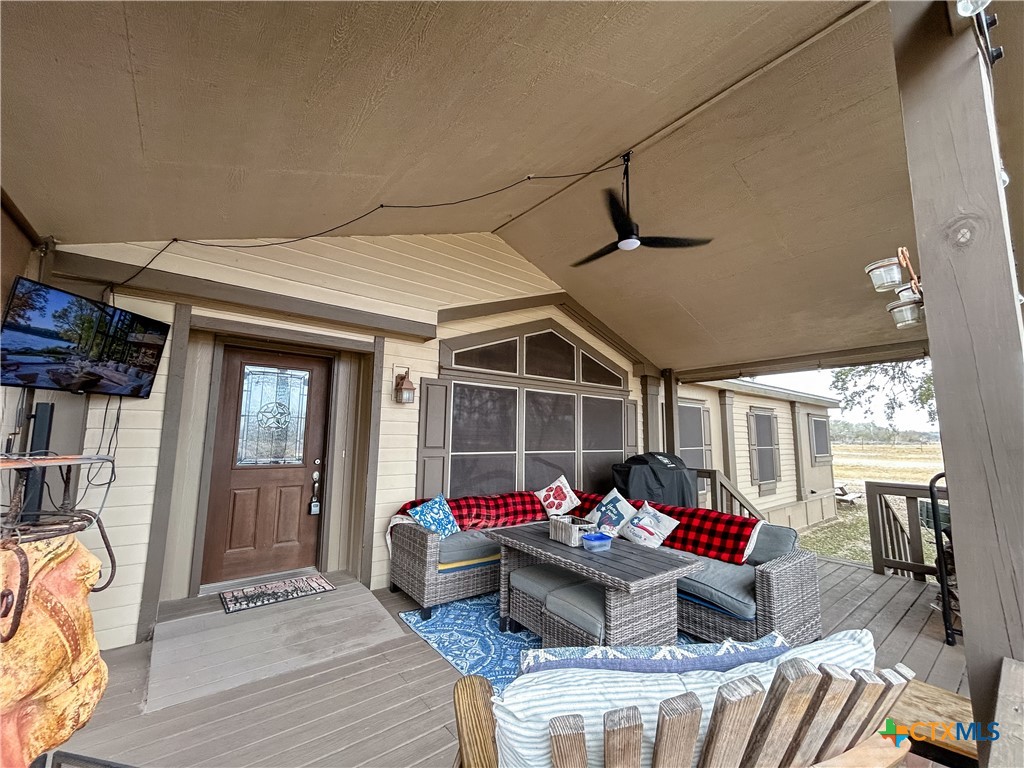 1174 Charco Road Property Photo 3