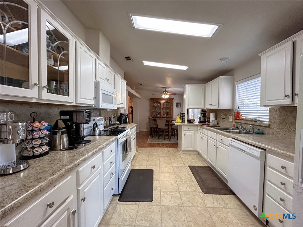 1174 Charco Road Property Photo 7