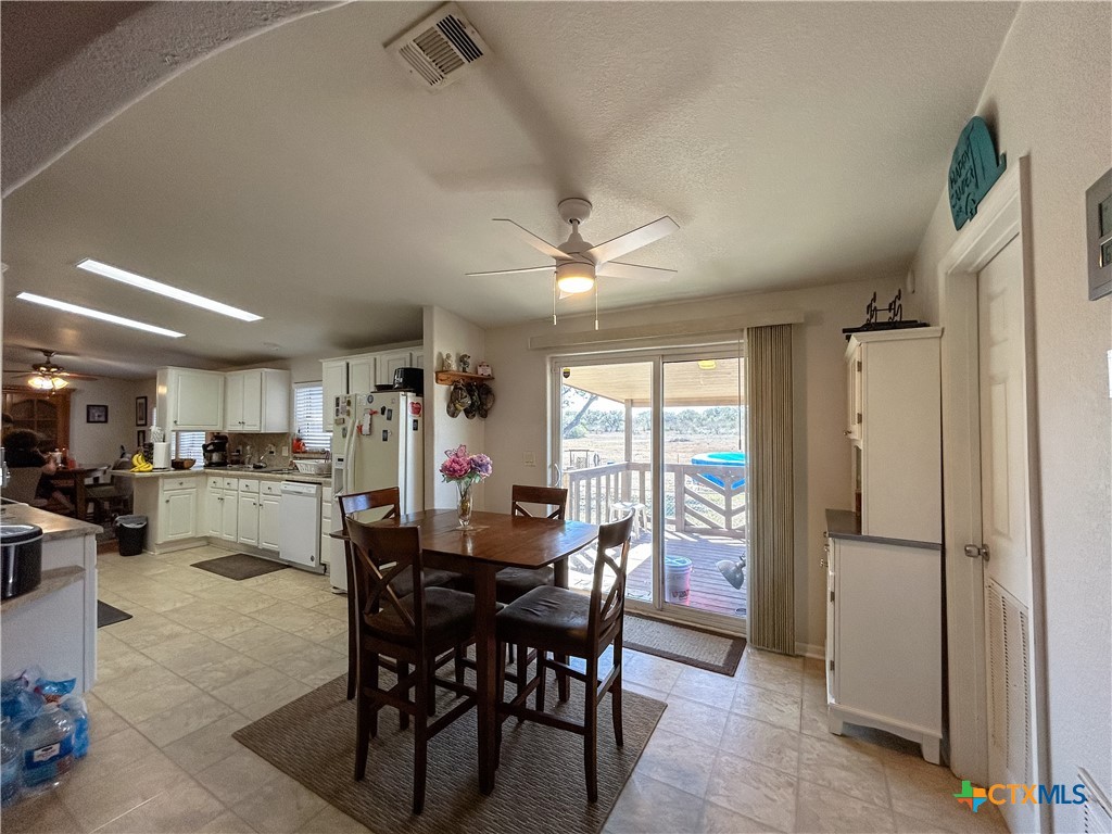 1174 Charco Road Property Photo 8