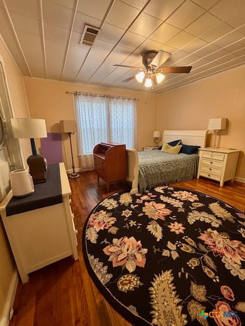 1008 Pleasant Street Property Photo 8