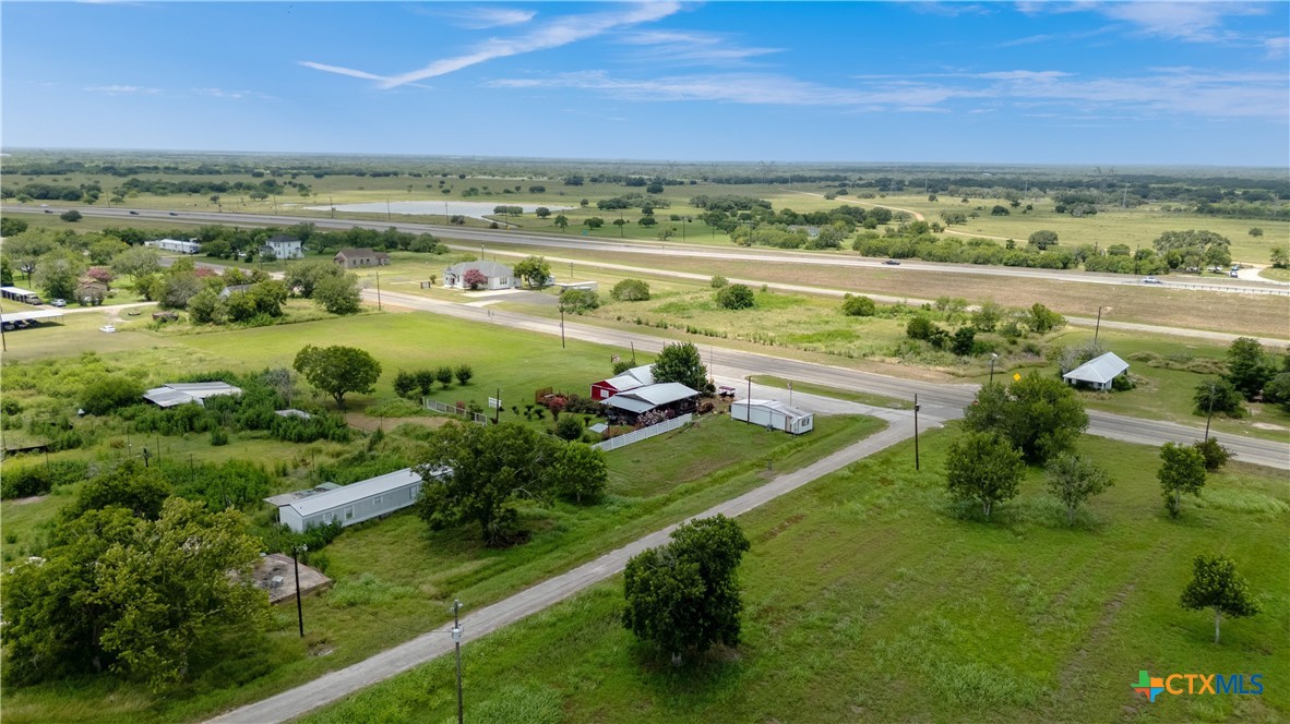9913 Us-59 Property Photo 7