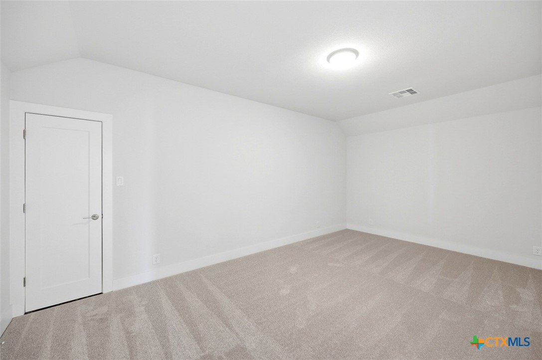 247 White Oak Property Photo 21