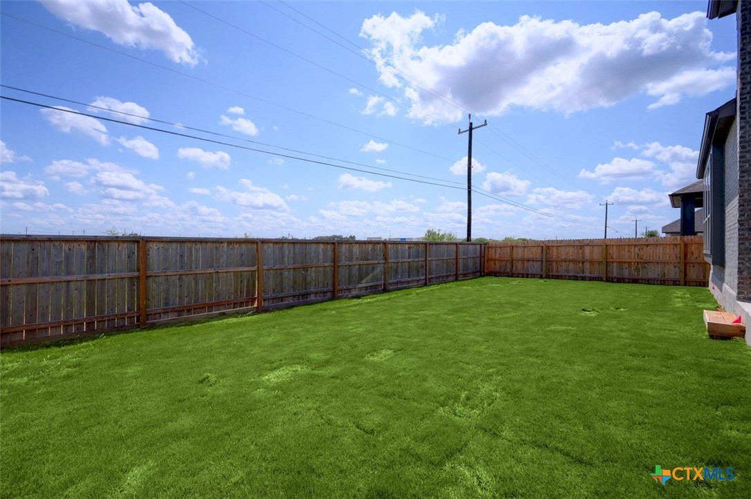 247 White Oak Property Photo 24