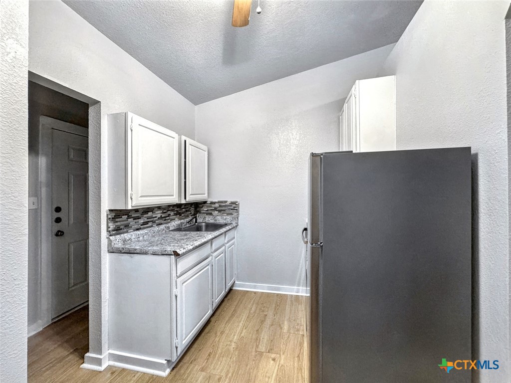 1108 W Mccarty Lane A Property Photo 7