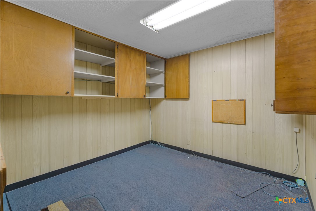 212 E Morris Street Property Photo 23