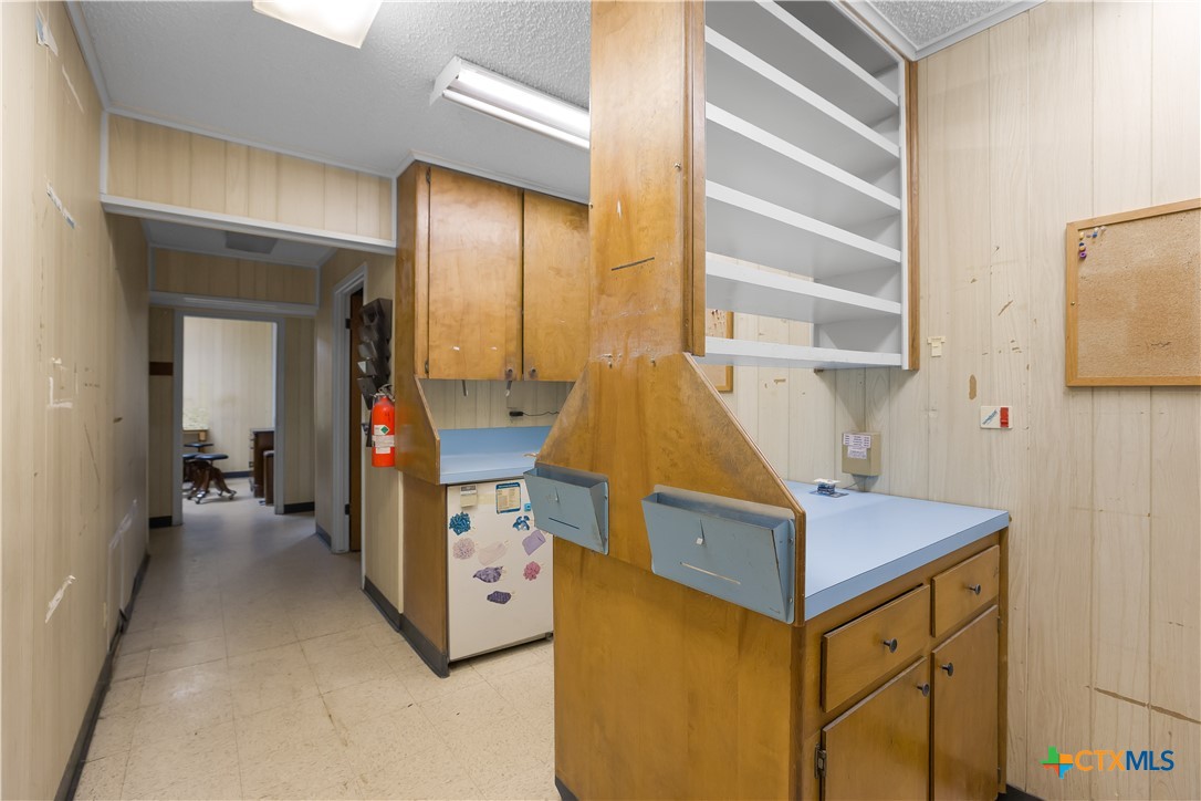 212 E Morris Street Property Photo 27