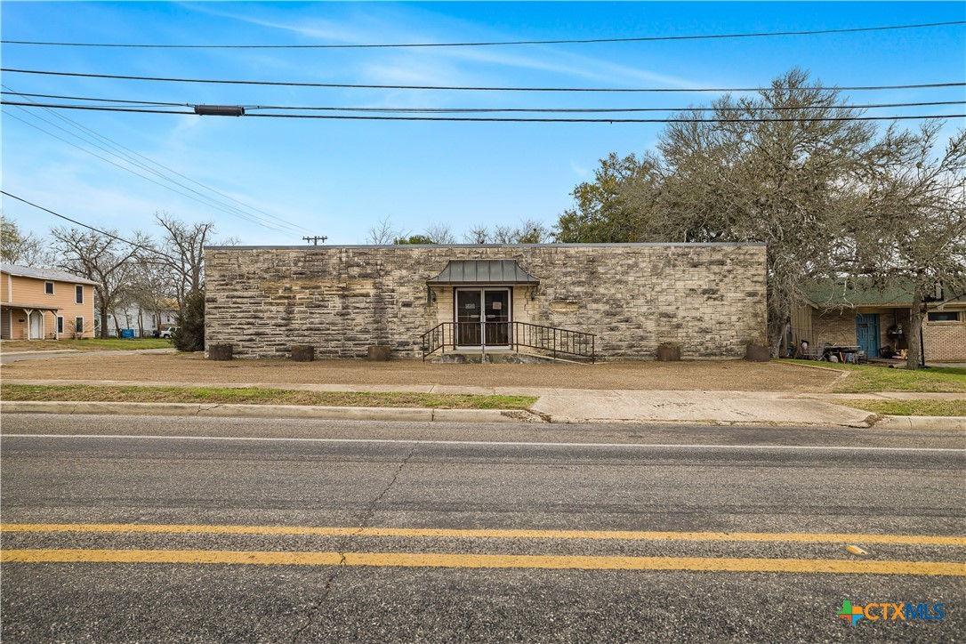 212 E Morris Street Property Photo 35
