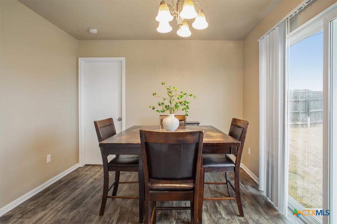 2328 Bellmont Property Photo 10