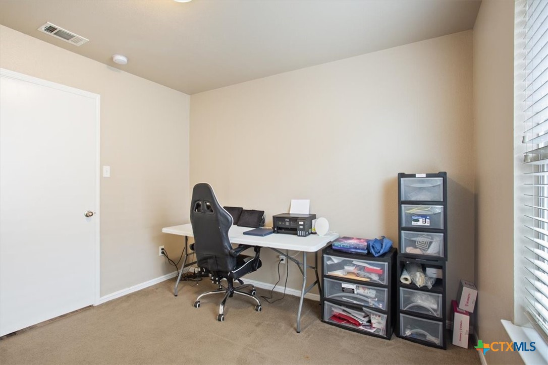 2328 Bellmont Property Photo 18