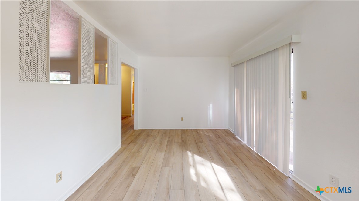 1102 S Ann Boulevard Property Photo 4