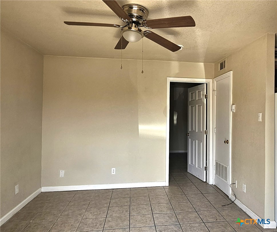 607 N 20th Street 203 Property Photo 3